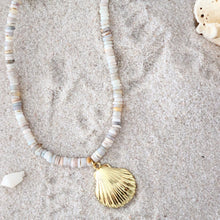 Load image into Gallery viewer, Natural Opal Seashell Necklace