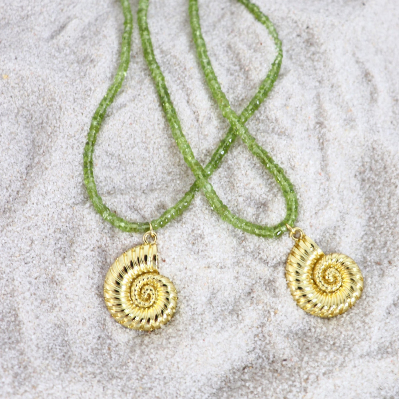 Peridot Swirly Shell