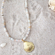 Load image into Gallery viewer, Natural Opal Seashell Necklace
