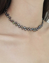 Load image into Gallery viewer, Black Fresh Water Pearl Dancing Necklace
