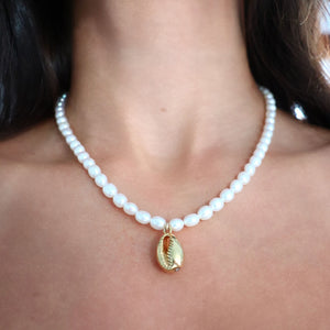 Pearl Shell Necklace