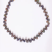 Load image into Gallery viewer, Black Fresh Water Pearl Dancing Necklace
